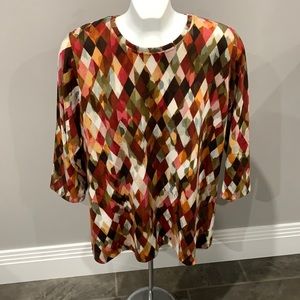 Like new cozy lightweight 3 season sweater